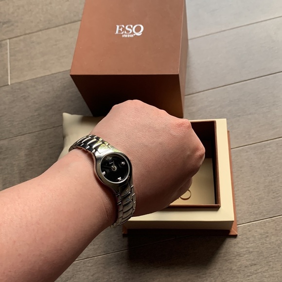 ESQ Swiss watch - Picture 7 of 9